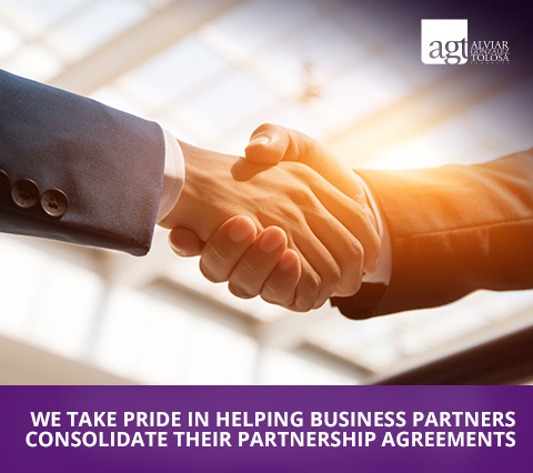 Hand shake for partnership creation